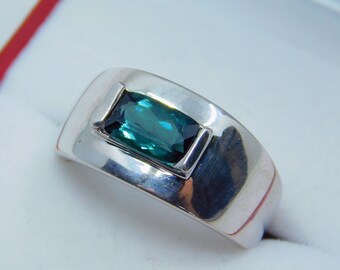 AAAA Indicolite Tourmaline  1.43 carats 8x5.5mm in a 14K White Gold Half-bezel Unisex ring  7.5 grams  1819 DDD