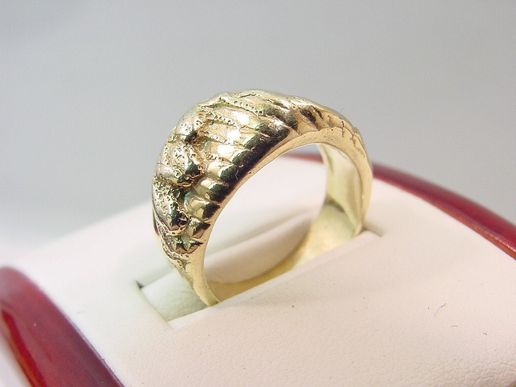 Hand Carved Mens WAVE Ring in 14K Yellow Gold 11 Grams Also - Etsy