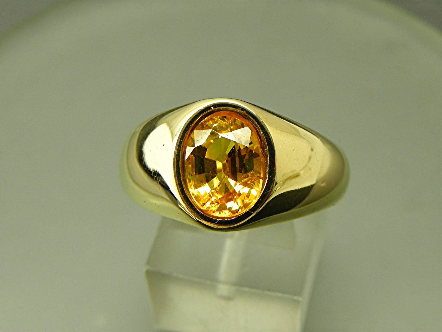 イエローサファイアリング Yellow Sapphire Ring 22K Yellow Gold and Yellow Sapphire Ring — William Travis Jewelry