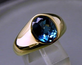 AAA London Blue Topaz   10x8mm  3.21 Carats   14K yellow gold ring 19 grams 0203