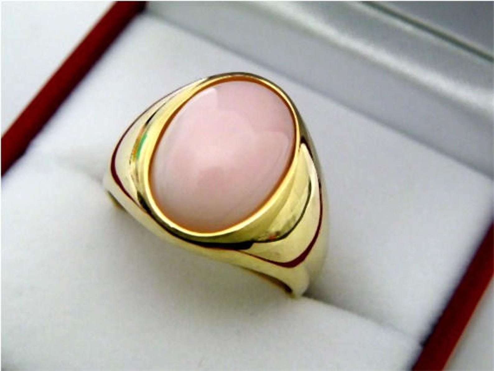 AAAA Pink Angel Skin Opal From Peru 14x10mm 14K Yellow Gold 10 Grams ...