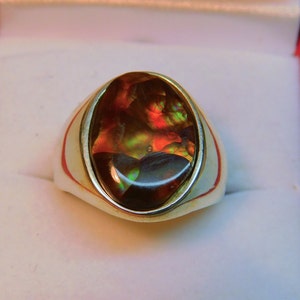 AAAA Imperial Fire Agate from Mexico 15x12mm  9.0 Carats in Heavy 14K Yellow gold ring  14 grams  1212