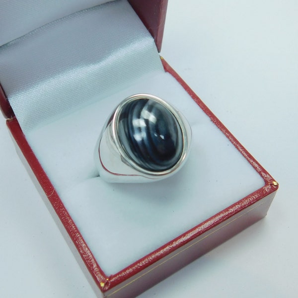 AAAA Magnetite in Jade from California  16x12mm  11.20 Carats   14K Men's Heavy gold ring Jyotish jewelry 16 grams  3104