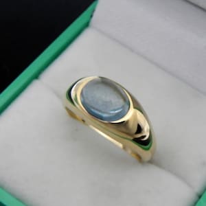AAAA Blue Santa Maria Aquamarine cabochon   9x7mm  1.98 Carats   14k yellow gold ring  8 grams 0149
