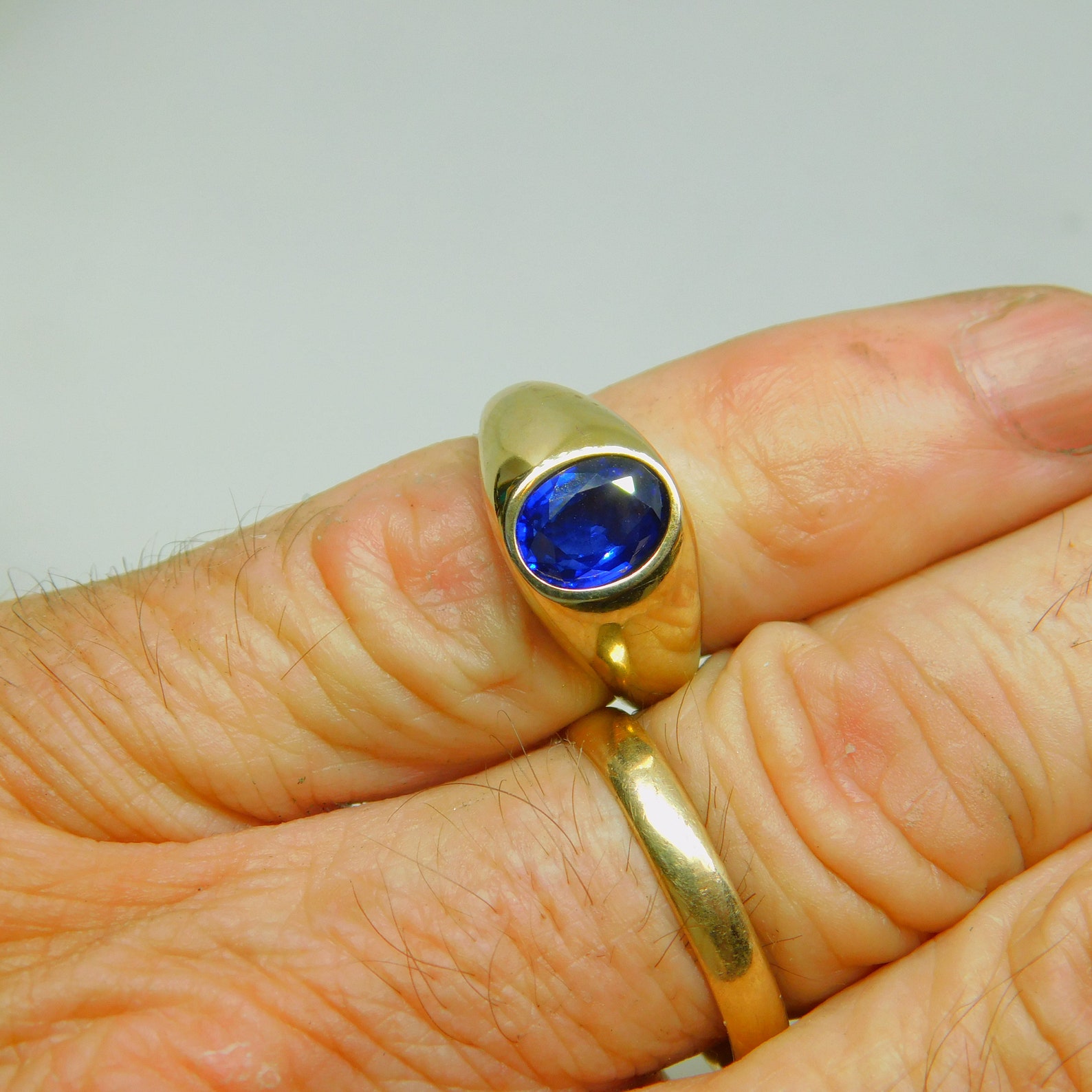 AAAA Blue Sapphire 8x6mm Manmade Oval cut 1.85 Carats 14K | Etsy