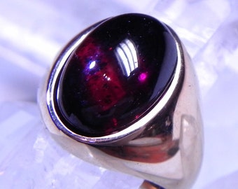 AAA Natural Untreated Rhodolite Garnet   14x10mm  8.76 Carats   14K Rose gold ring 10 grams  1984