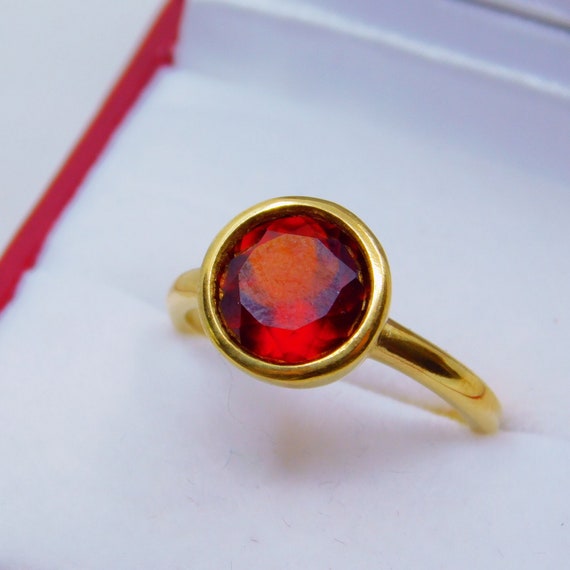 Hessonite Garnet  3.03 Carats  9mm Round 22K yellow gold bezel set ring  1303 - D