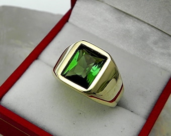 AAAA Green Tourmaline 10x8mm  2.83 Carats   Heavy 14K Yellow gold Emerald cut Mans ring 15-16 grams 1770