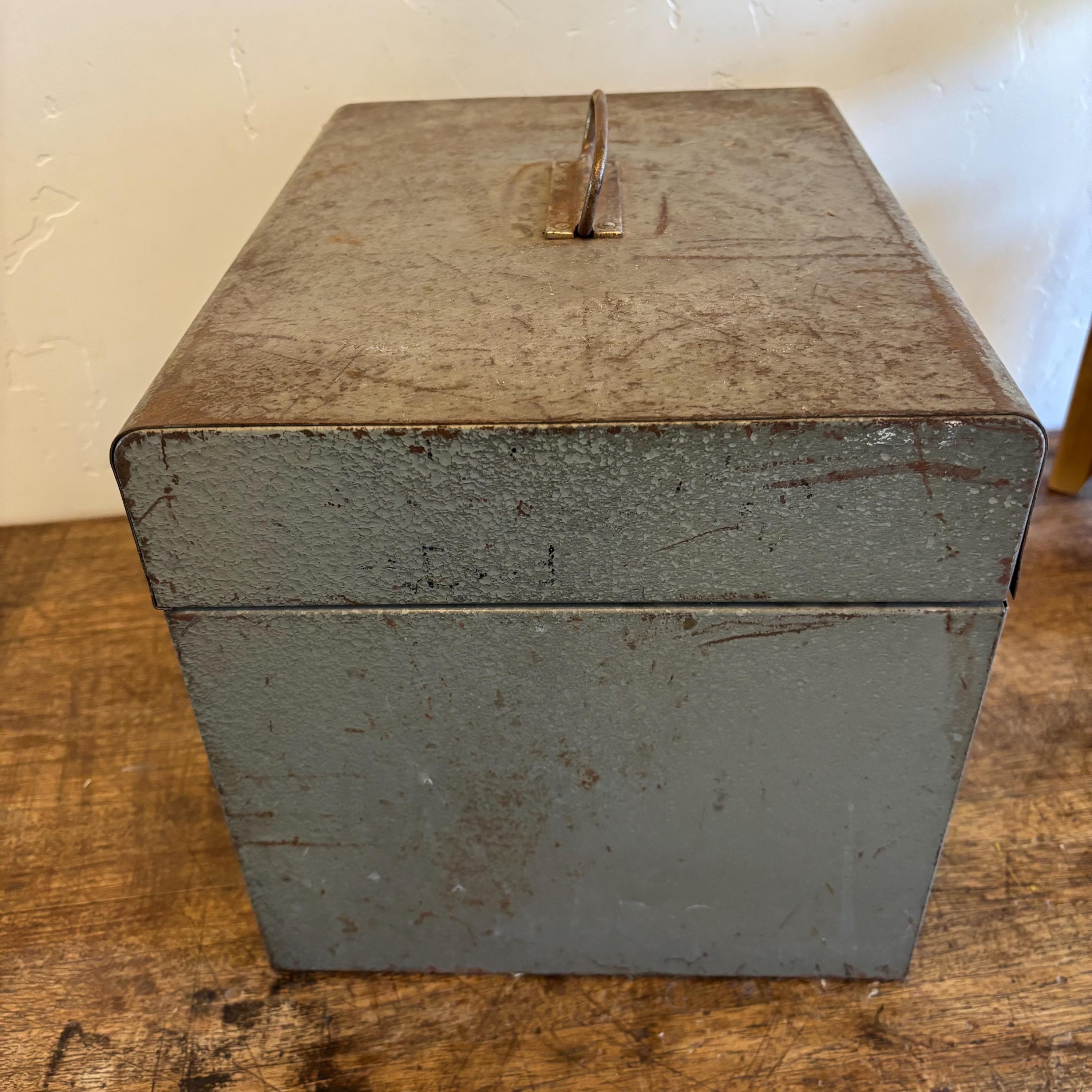 Vintage Metal File Box *locked* - Etsy