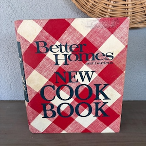 Vintage Better Homes and Gardens New Cookbook
