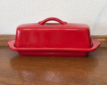 Burriera con coperchio in ceramica rossa Chantal
