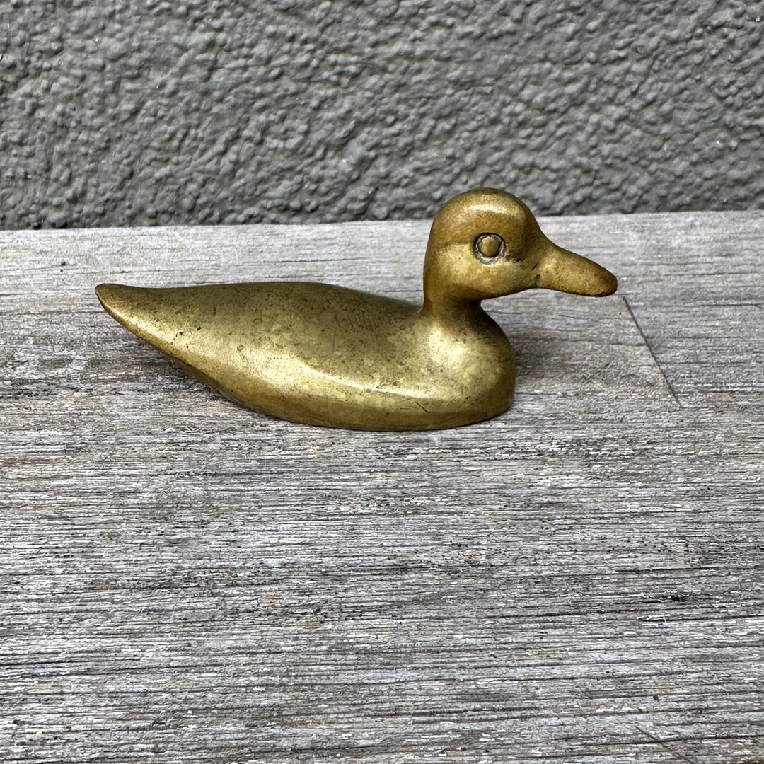 BRASS PARROT PAPER WEIGHT main image 0