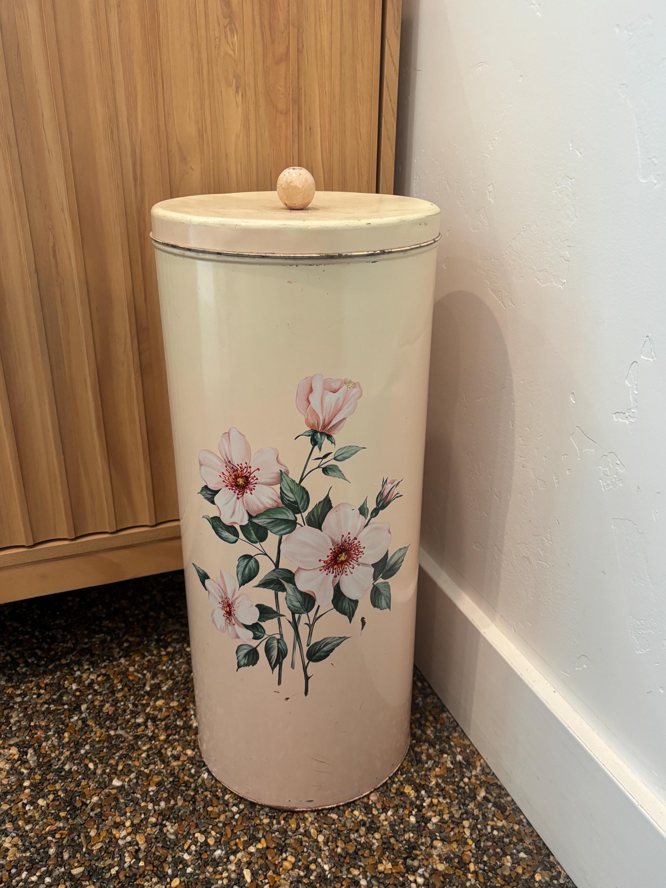 Vintage Trash Can - Etsy Canada