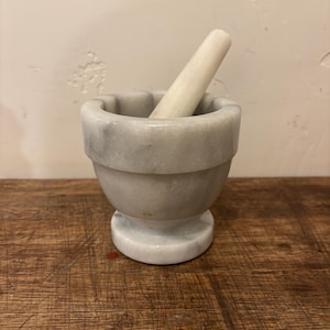 Marble Mortar and pestle- 4&quot; x 4&quot;