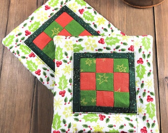 9-Patch Christmas Red Green Mug Rug Coaster 4" x 4" Set of 2 Cotton Fabric Patchwork Washable Reversible Hot or Cold Drinks Gift