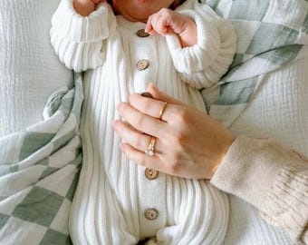 Barboteuse bébé en tricot côtelé, faire-part de naissance, barboteuse bébé fille/garçon, tenue nouveau-né neutre sexiste, tenue de retour à la maison pour bébé, séance photo bébé