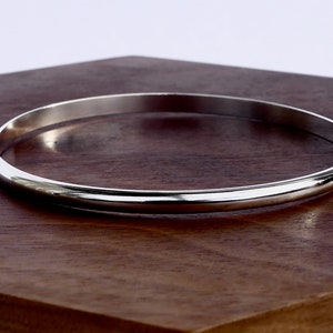 Silver Bangle - Thick Sterling Silver bangle, simple, elegant, sturdy, bracelet, classic bangle