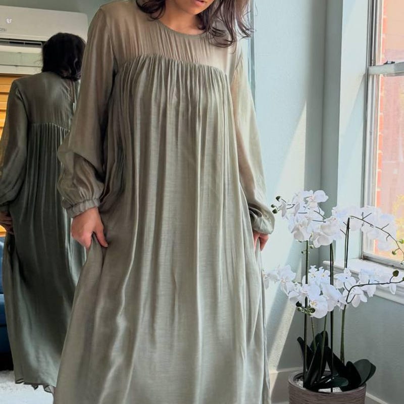 MAXI SILK DRESS - BLACK - RENTAL