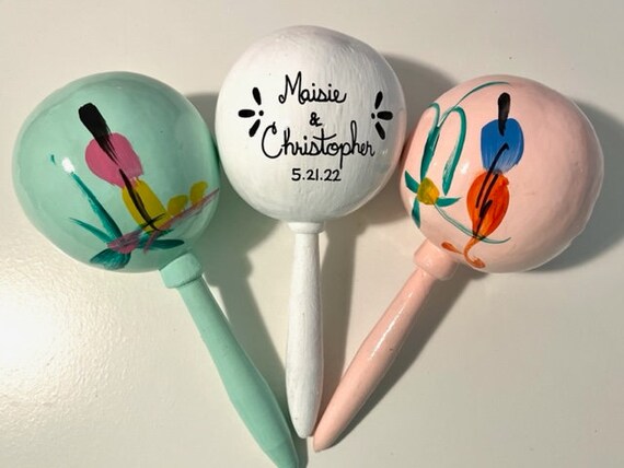 Custom maracas online
