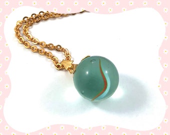 Vintage style white red green cats eye glass marble golden aged link chain necklace