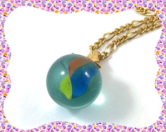 Vintage style primary colour cats eye glass marble gold plated Figaro chain necklace