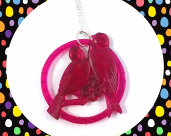 Vintage retro pink round love birds pendant silver plated necklace LAST ONE