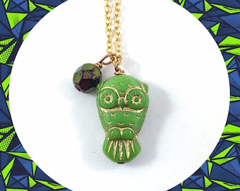 Cute little green owl bead gold pendant necklace