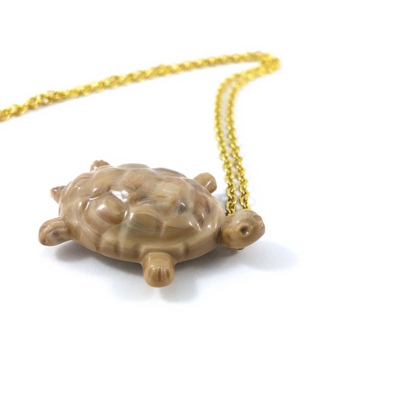 Adorable vintage brown marbled lucite turtle golden pendant necklace image 7