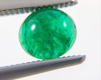 Emerald 1.20 carat oval cabochon cut loose gemstone