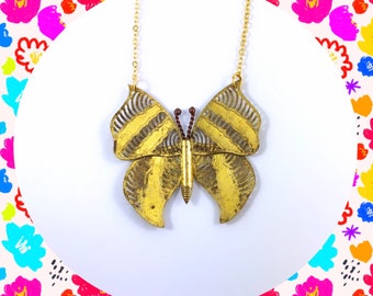 Vintage aged golden filigree butterfly pendant gold plated necklace