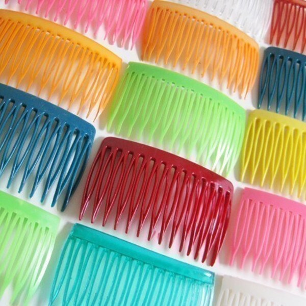 20 pcs vintage plastic hair combs in assorted colors