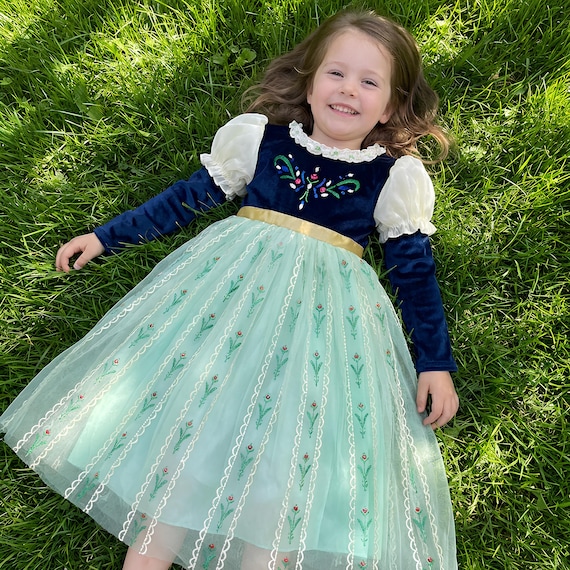green anna dress frozen Anna- Frozen