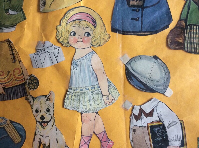 Now 20 off VINTAGE PAPER DOLLS Dolly Dimple Clothes Hats Etsy