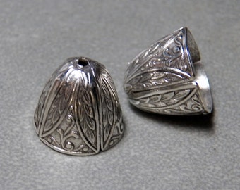 Beads Red Stone Middle Eastern Silver Triangle Beads 20mm Beads Red Stone Middle Eastern Silver Triangle Beads 20mm