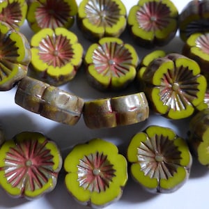 Czech 14mm Wasabi Green with Picasso Flat Flower Glass Beads (10)