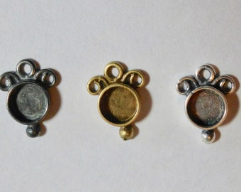 Vintage Bezel Pendant, 5mm Cabochon Setting, Antique Silver, Brass, Gunmetal (Set of 2)