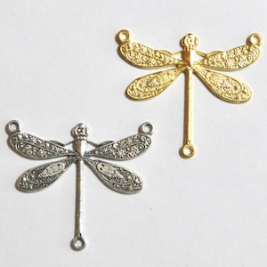 Silver, Copper  or Gold Plated Dragonfly Charm Pendant with 3 loops  22x25mm  (2)  032