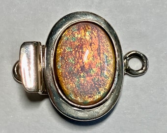 Vintage Sterling Silver Tab Style Oval Clasp with Oval Fire Opal Cabochon Set in Center    24x19mm (1)