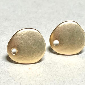 Matte Gold Plated Petal Earring Posts with Hole at Bottom  11x10mm   (1 pair)