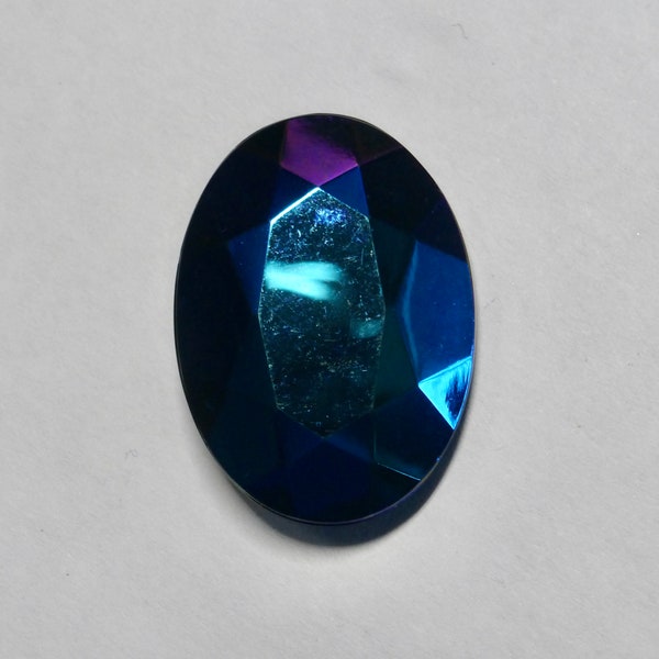 Vintage Large Blue Iris Faceted Oval Glass Jewel 25x19mm (1)