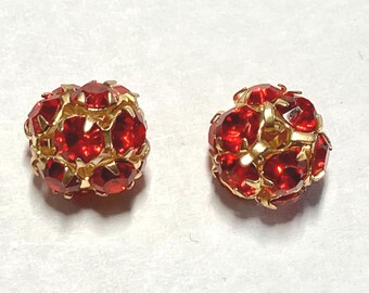 Gold Plated Round Metal Beads with Light Siam Swarovski Crystals  8mm (2)