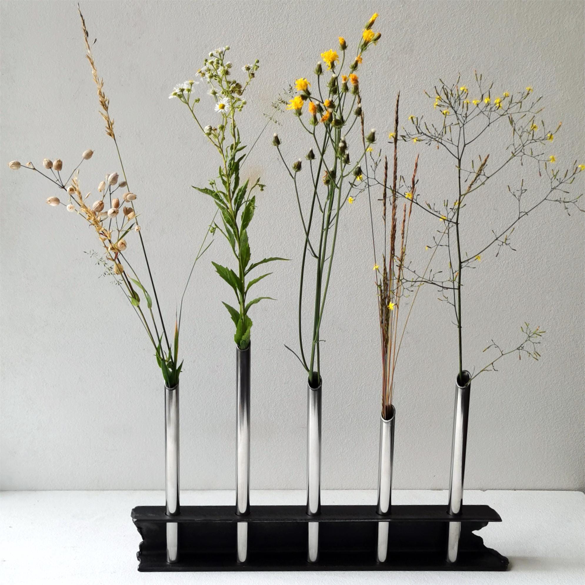 ユニークで個性的な金属製の花瓶、贅沢な6ピースの花瓶、ステンレス鋼