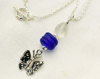 Silver Butterfly Charm Pendant with Cobalt Blue Bead on a Chainlamp 79
