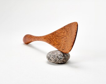 Traditional Spatula "Bev" - Handmade Australian Hardwood Stirring Utensil - Left or Right Hand