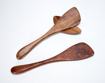 Traditional Spatula - Left or Right Hand Stirring Utensil - Wood Spatula - Spurtle Alternative - Cookware Kitchen Cooking Utensils .