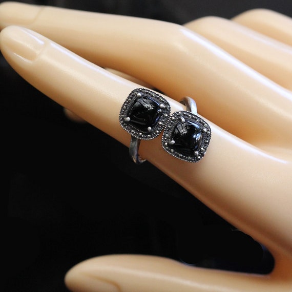 Sterling Silver and Onyx Wrap around Ring