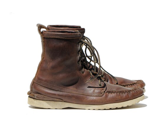 Size: 10.5 / Vintage Men's QUODDY Brown Chukka Lea