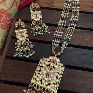 Ruby Green Kundan Gold Jewelry Set/Kundan Jewelry/Indian weddings Jewelry/Pakistani Jewelry/Bridal Jewelry Set/Green beads/Pearl Strings Set