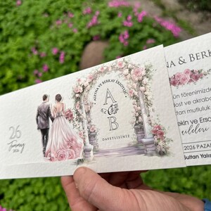 Invito a nozze con arco floreale, un design senza tempo per il tuo giorno speciale, elegante biglietto piatto per matrimoni moderni, invito a nozze economico