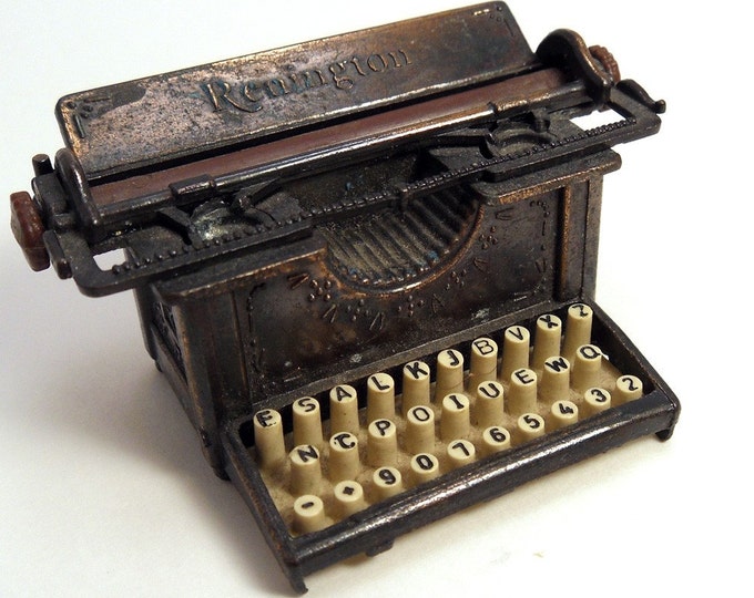 Vintage Typewriter Pencil Sharpener Etsy